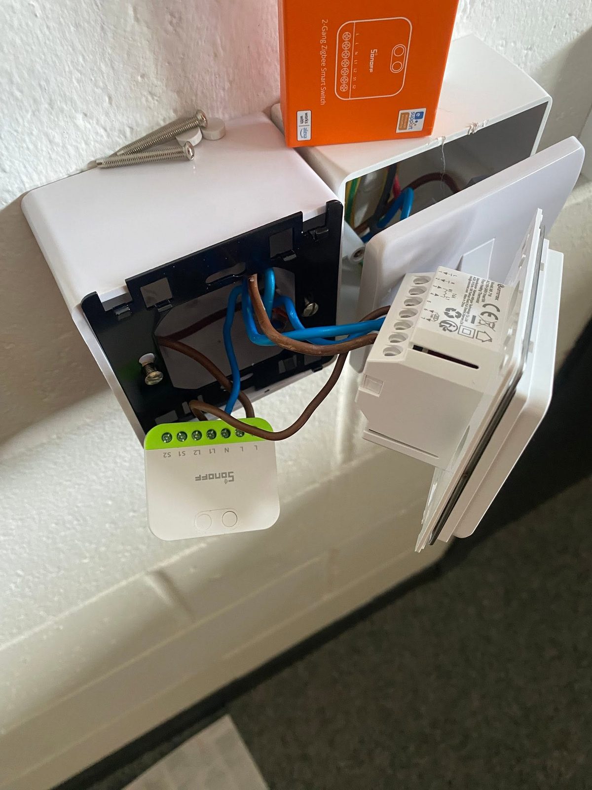 Sonoff Zigbee smart switch wired into a heater circuit, connected back to the network for automated scheduling