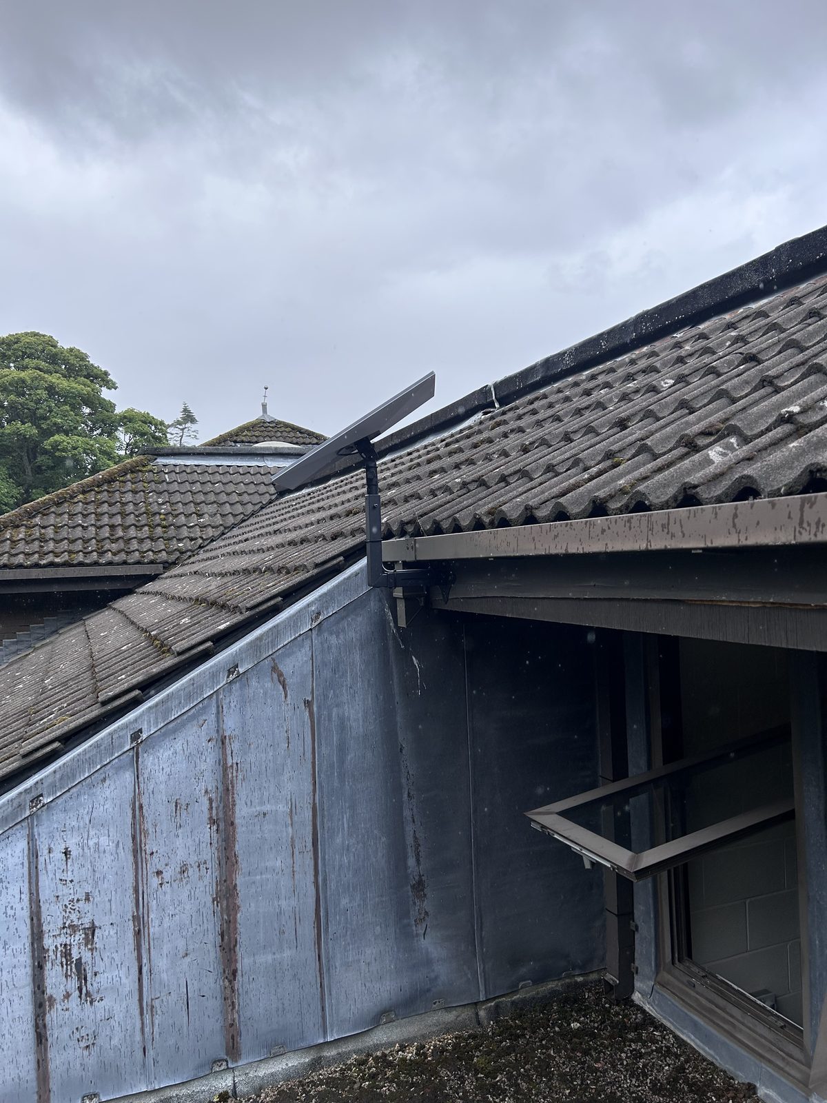 Starlink satellite dish mounted on a roof bracket at the venue